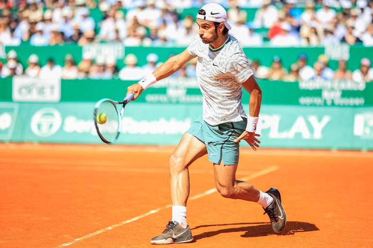 Il rovescio di Lorenzo Musetti (Getty Images)